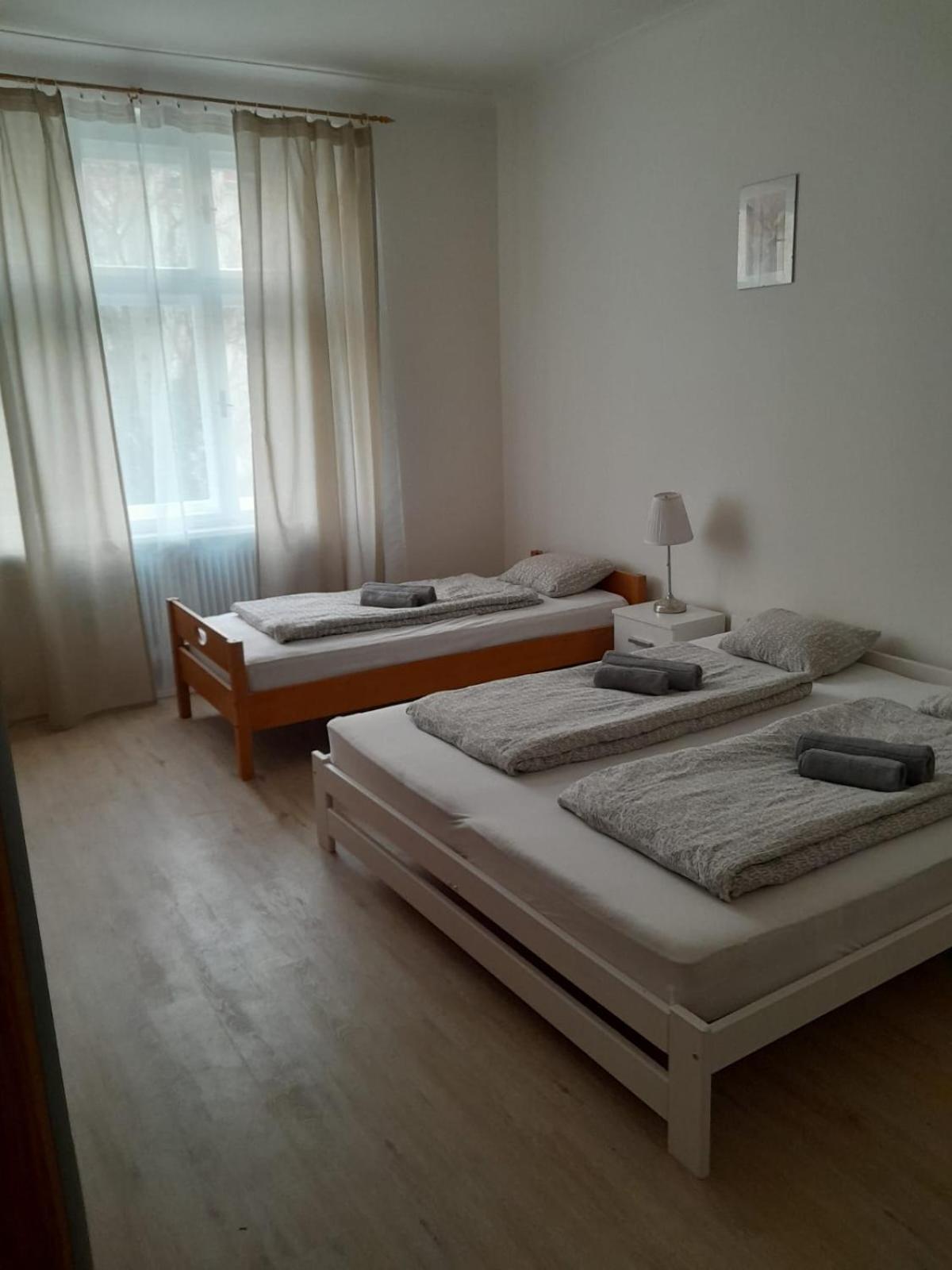 Lubert Apartmany S.R.O Praga Exterior foto